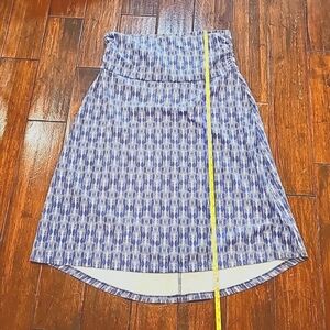 Eddie Bauer high-low mid-length skirt